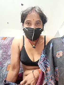 Snapshot of Cuty_tanya chatting on 12.19.25 Cuty tanya online show from 12.19.25