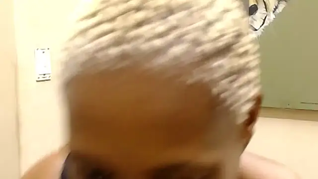 SEXYMUMU online show from 11.27.25