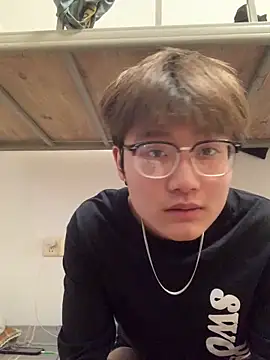 KK-cuteboy online show from 11.29.25