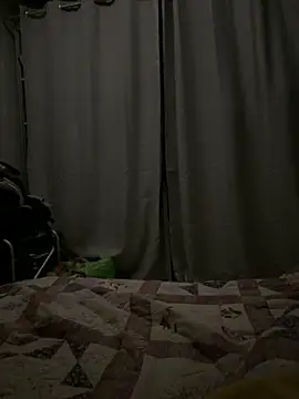 Snapshot of Sexy-feet78 chatting on 12.14.25 Sexy-feet78 online show from 12.14.25