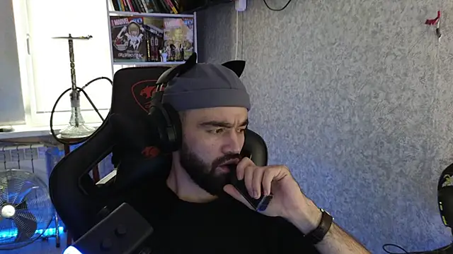 Snapshot of Nik_Namee chatting on 10.13.25 Nik Namee online show from 10.13.25