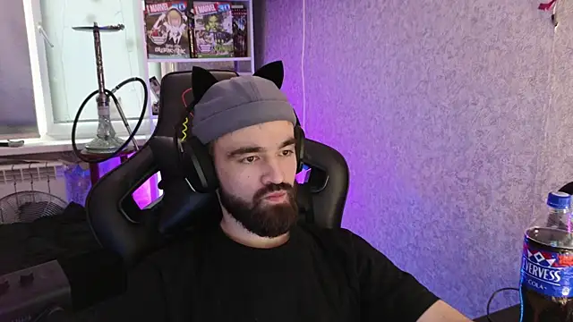 Snapshot of Nik_Namee chatting on 10.30.25 Nik Namee online show from 10.30.25