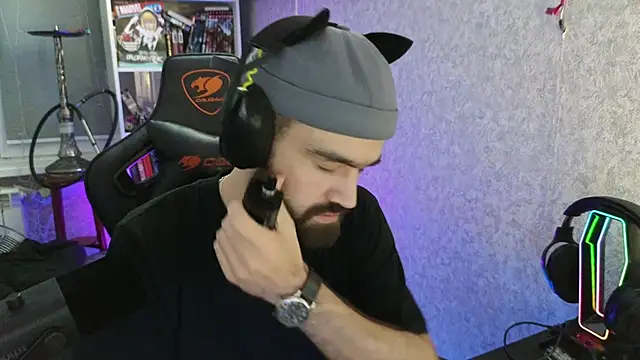 Snapshot of Nik_Namee chatting on 10.31.25 Nik Namee online show from 10.31.25