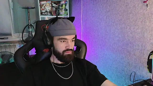 Snapshot of Nik_Namee chatting on 11.05.25 Nik Namee online show from 11.05.25