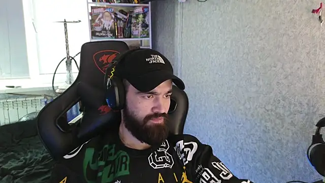 Snapshot of Nik_Namee chatting on 11.14.25 Nik Namee online show from 11.14.25