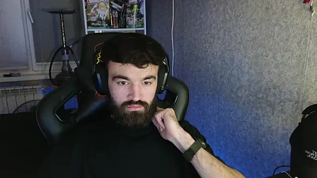 Snapshot of Nik_Namee chatting on 11.14.25 Nik Namee online show from 11.14.25