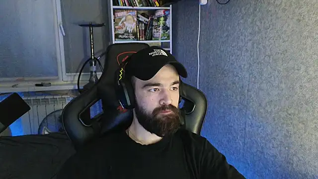 Snapshot of Nik_Namee chatting on 11.16.25 Nik Namee online show from 11.16.25