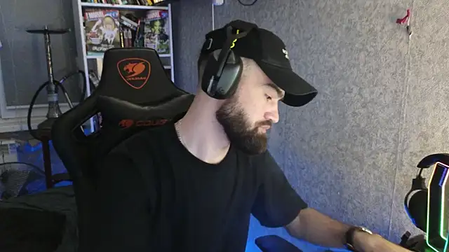 Snapshot of Nik_Namee chatting on 11.22.25 Nik Namee online show from 11.22.25