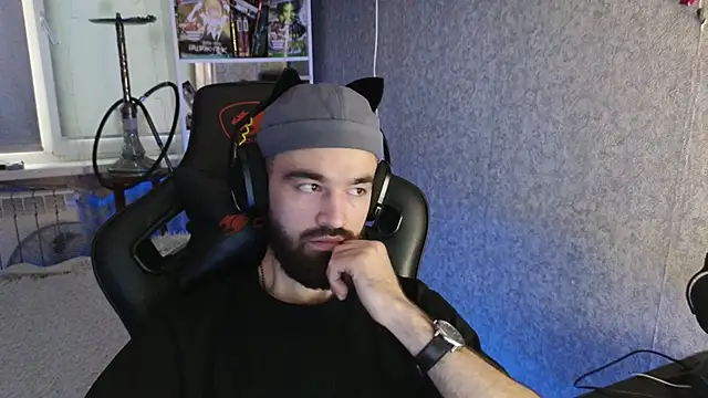 Snapshot of Nik_Namee chatting on 11.24.25 Nik Namee online show from 11.24.25