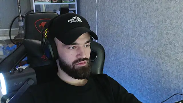 Snapshot of Nik_Namee chatting on 11.25.25 Nik Namee online show from 11.25.25