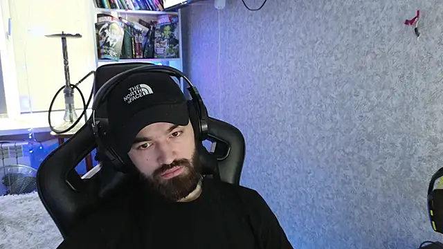 Snapshot of Nik_Namee chatting on 12.03.25 Nik Namee online show from 12.03.25