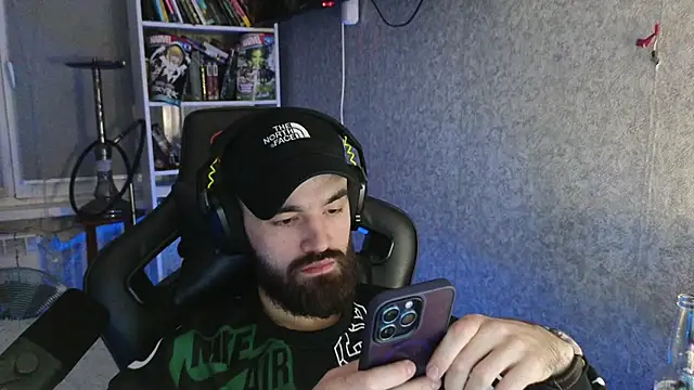 Snapshot of Nik_Namee chatting on 12.15.25 Nik Namee online show from 12.15.25