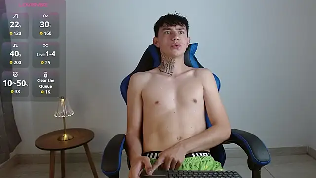 hot teo  online show from 05.13.26