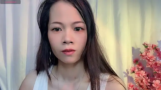 Lynnalltop-165-KeKe online show from 10.18.25