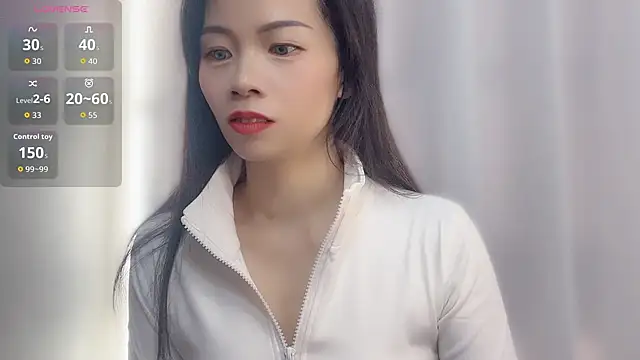 Snapshot of Lynnalltop-165-KeKe chatting on 11.29.25 Lynnalltop-165-KeKe online show from 11.29.25