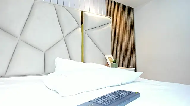 Snapshot of rebeca_brown_ chatting on 02.20.26 rebeca brown online show from 02.20.26