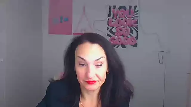 Rosie Rosee online show from 04.24.26