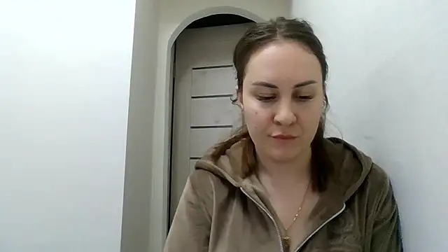Snapshot of MeadowEyes chatting on 04.20.26 MeadowEyes online show from 04.20.26