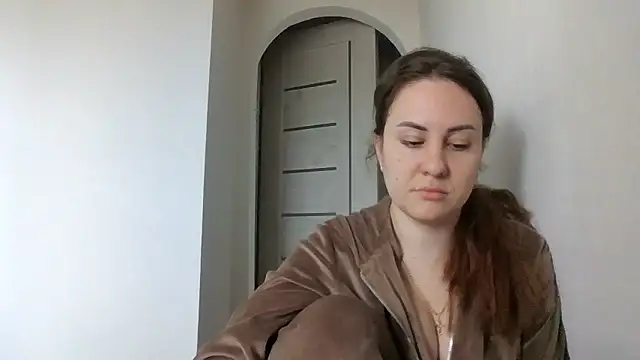 Snapshot of MeadowEyes chatting on 04.29.26 MeadowEyes online show from 04.29.26