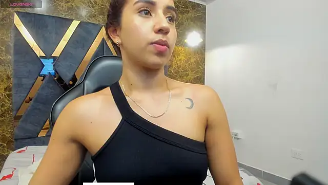 Vittoria Conti  online show from 11.22.25