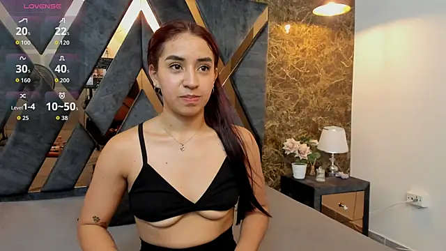 Vittoria Conti  online show from 04.08.26