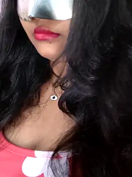 naina5 online show from 10.19.25