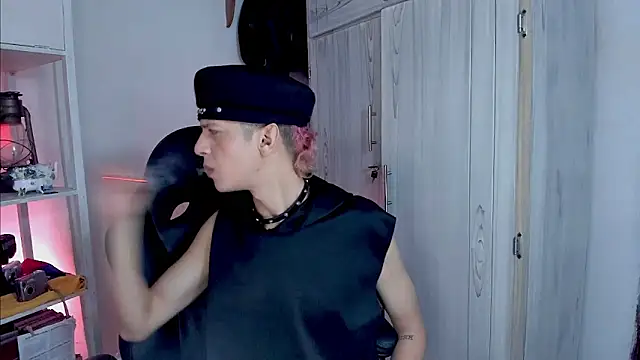 tylernova online show from 11.24.25