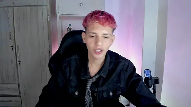 tylernova online show from 12.16.25