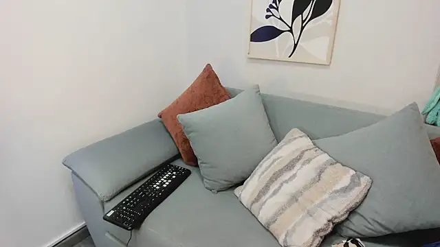 Snapshot of KassMonroe chatting on 05.19.26 KassMonroe online show from 05.19.26