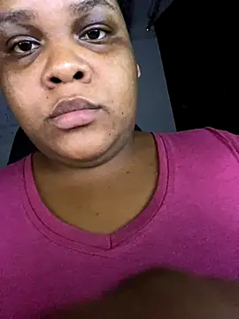 Snapshot of gabrielabrunette69 chatting on 11.26.25 gabrielabrunette69 online show from 11.26.25