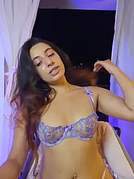 Meganthomson online show from 05.15.26
