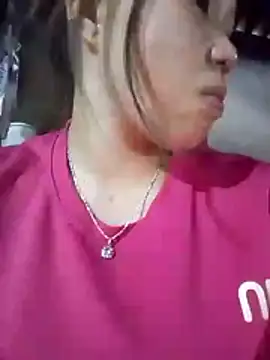 Snapshot of marylove-cc chatting on 10.28.25 marylove-cc online show from 10.28.25