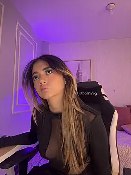 HoneyMollyX online show from 01.16.26