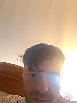 Snapshot of DelayedAnalog720 chatting on 11.23.25 DelayedAnalog720 online show from 11.23.25