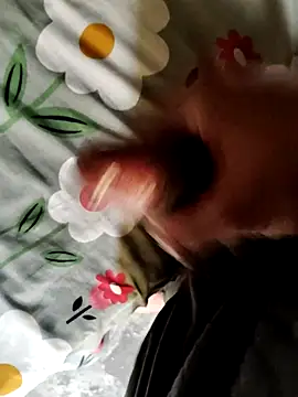 Snapshot of lexxymoron chatting on 11.01.25 lexxymoron online show from 11.01.25