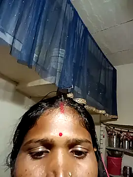 Hot hat online show from 10.12.25