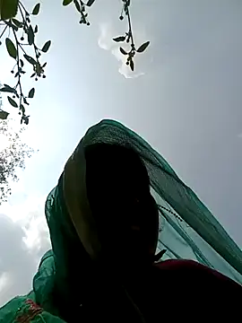 Hot hat online show from 10.20.25