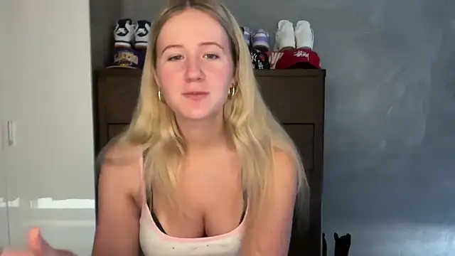 itssosierra online show from 02.19.26