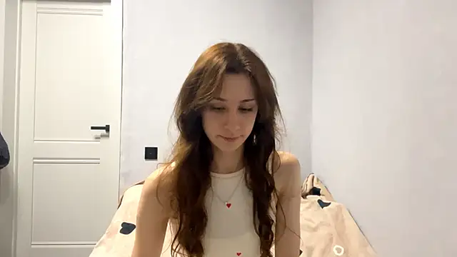 WildPeachh online show from 10.29.25