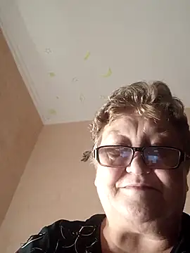 Katherine735 online show from 12.21.25