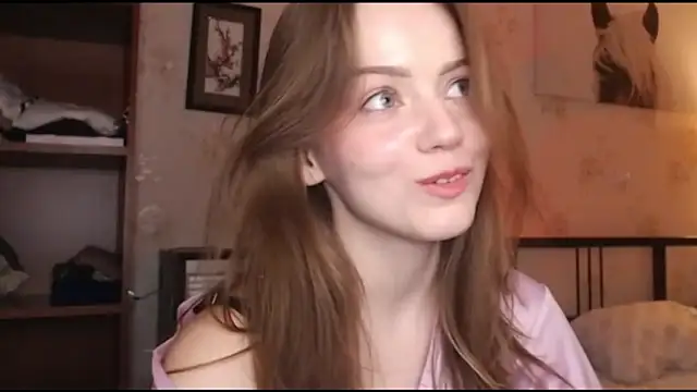 Olivia Mensy online show from 10.09.25