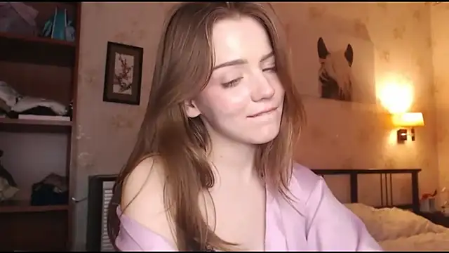 Olivia Mensy online show from 10.12.25