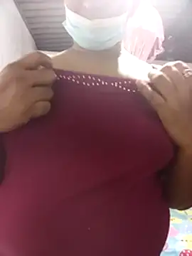 Snapshot of HarshiStar7 chatting on 11.30.25 HarshiStar7 online show from 11.30.25