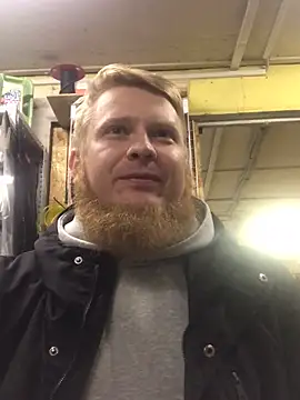 Snapshot of bodywork30 chatting on 11.27.25 bodywork30 online show from 11.27.25