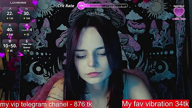 Snapshot of ArianaLight chatting on 10.21.25 ArianaLight online show from 10.21.25