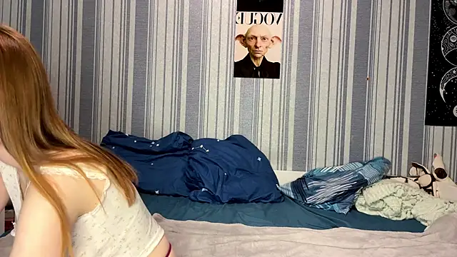 EmiliaCouple online show from 03.24.26