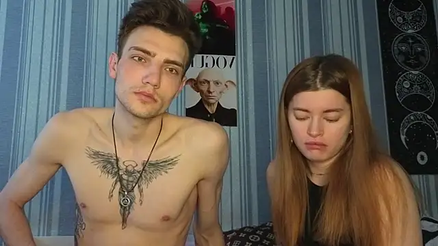 EmiliaCouple online show from 04.08.26