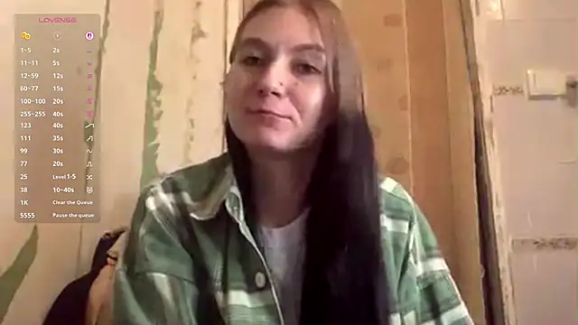 ArianeBhayani online show from 10.15.25