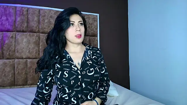 THAMARA ANGELLS  online show from 10.13.25