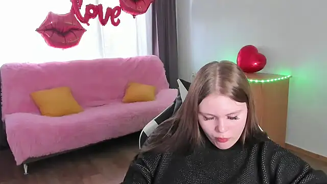 Musegirl online show from 04.15.26